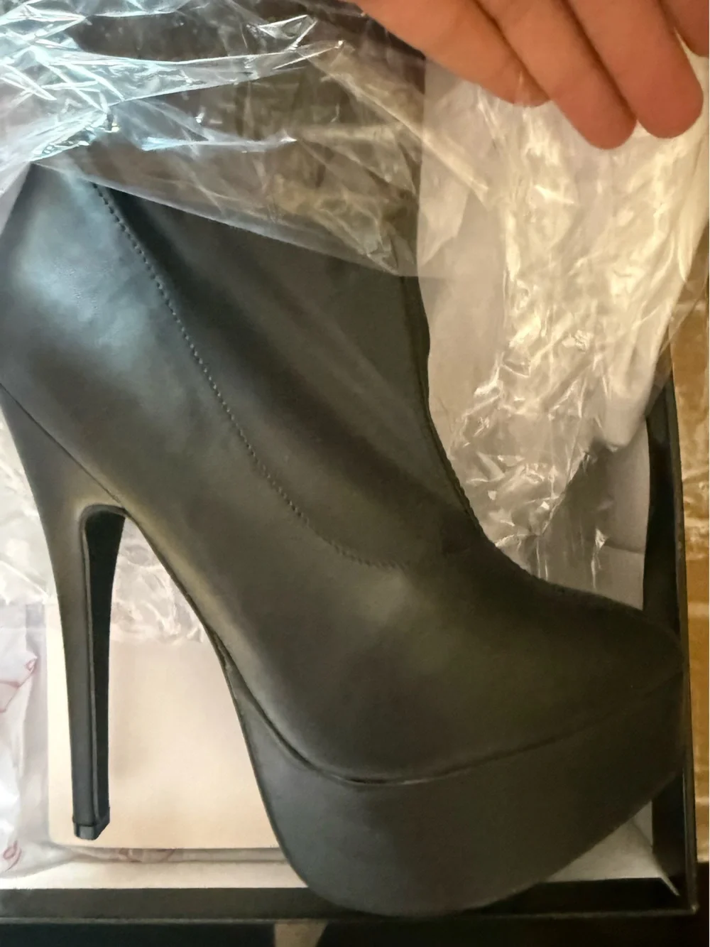 (NWT) ELLIE - Black Over-the-Knee Platform Stiletto Boots